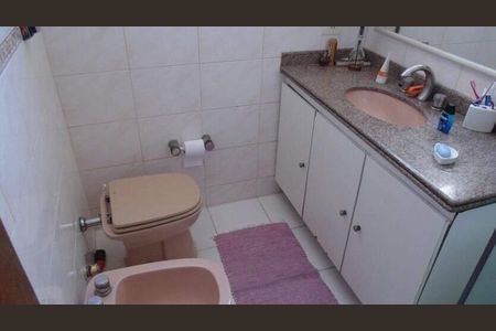 Apartamento à venda com 134m², 4 quartos e 1 vaga
