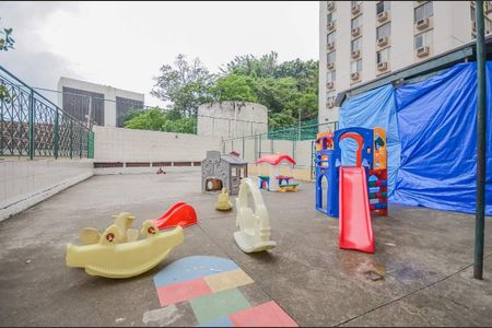 Apartamento à venda com 80m², 3 quartos e 1 vaga