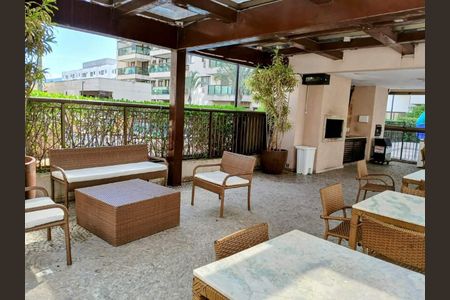 Apartamento à venda com 65m², 2 quartos e 1 vaga