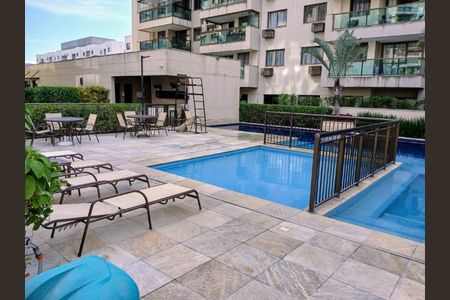 Apartamento à venda com 65m², 2 quartos e 1 vaga