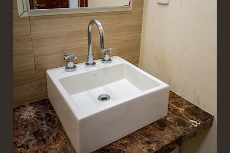 Apartamento à venda com 140m², 3 quartos e 1 vaga Apartamento à venda com 140m², 3 quartos e 1 vagaBanheiro Social