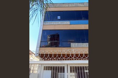 Apartamento à venda com 140m², 3 quartos e 1 vaga Apartamento à venda com 140m², 3 quartos e 1 vagaFachada