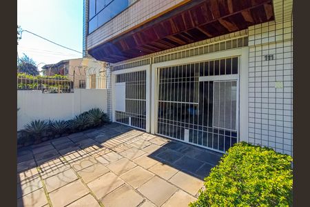 Apartamento à venda com 140m², 3 quartos e 1 vaga Apartamento à venda com 140m², 3 quartos e 1 vagaFachada