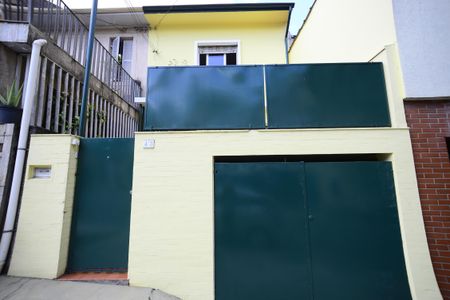 Casa à venda com 100m², 3 quartos e 1 vagaFachada