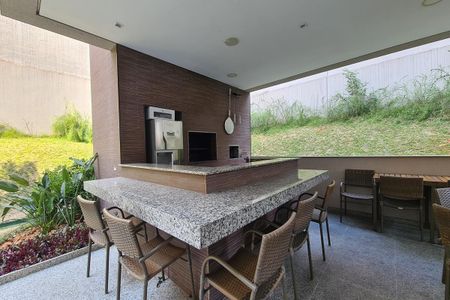 Apartamento à venda com 145m², 3 quartos e 2 vagas Apartamento à venda com 145m², 3 quartos e 2 vagasÁrea comum - Churrasqueira