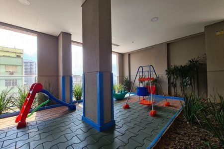 Apartamento à venda com 145m², 3 quartos e 2 vagas Apartamento à venda com 145m², 3 quartos e 2 vagasÁrea comum - Playground