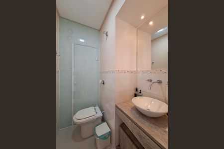 Apartamento à venda com 80m², 2 quartos e 2 vagas Apartamento à venda com 80m², 2 quartos e 2 vagasBanheiro