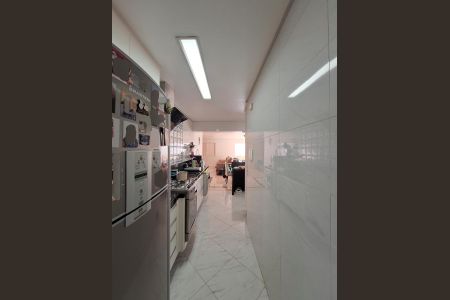 Apartamento à venda com 80m², 2 quartos e 2 vagas Apartamento à venda com 80m², 2 quartos e 2 vagasCozinha