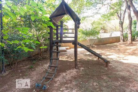 Apartamento à venda com 68m², 3 quartos e 1 vaga Apartamento à venda com 68m², 3 quartos e 1 vagaÁrea comum - Playground