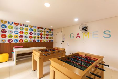 Apartamento à venda com 65m², 3 quartos e 1 vaga Apartamento à venda com 65m², 3 quartos e 1 vagaÁrea comum -  Salão de jogos