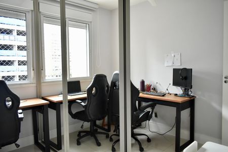 Apartamento à venda com 100m², 3 quartos e 2 vagas Apartamento à venda com 100m², 3 quartos e 2 vagasQuarto 1