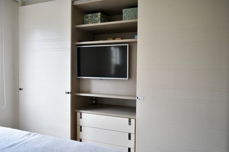 Apartamento à venda com 100m², 3 quartos e 2 vagas Apartamento à venda com 100m², 3 quartos e 2 vagasSuíte