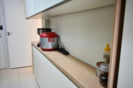 Apartamento à venda com 100m², 3 quartos e 2 vagas Apartamento à venda com 100m², 3 quartos e 2 vagasCozinha