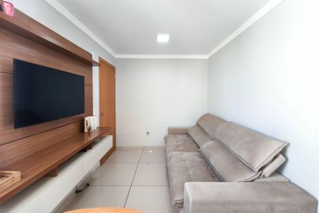 Apartamento à venda com 42m², 2 quartos e 1 vaga Apartamento à venda com 42m², 2 quartos e 1 vagaSala