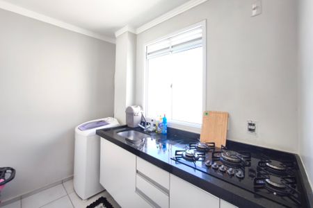 Apartamento à venda com 42m², 2 quartos e 1 vaga Apartamento à venda com 42m², 2 quartos e 1 vagaCozinha