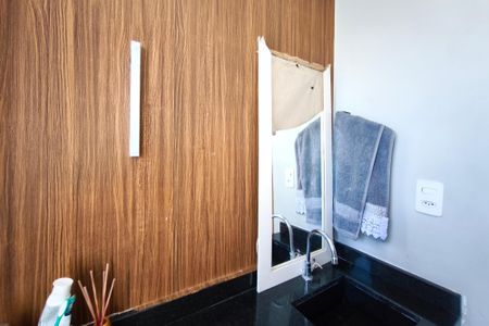 Apartamento à venda com 42m², 2 quartos e 1 vaga Apartamento à venda com 42m², 2 quartos e 1 vagaBanheiro