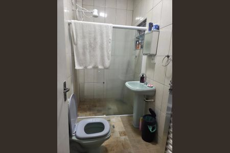 Casa à venda com 70m², 2 quartos e sem vaga Casa à venda com 70m², 2 quartos e sem vagaBanheiro