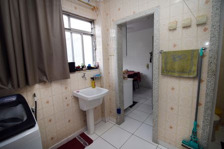 Apartamento à venda com 90m², 2 quartos e 1 vagaÁrea de Serviço