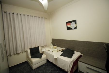 Apartamento à venda com 90m², 2 quartos e 1 vagaQuarto 2