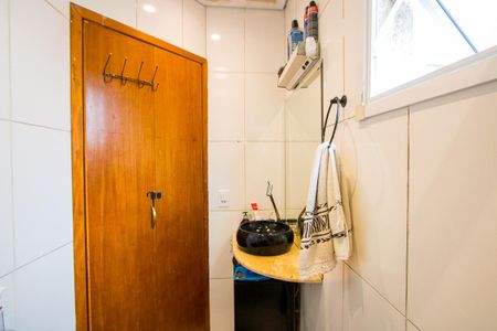 Apartamento à venda com 90m², 2 quartos e 1 vaga Apartamento à venda com 90m², 2 quartos e 1 vagaBanheiro