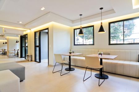 Apartamento para alugar com 36m², 2 quartos e sem vaga Apartamento para alugar com 36m², 2 quartos e sem vagaÁrea comum - Salão de festas