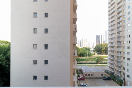 Vista da Sala de apartamento para alugar com 1 quarto, 32m² em Parque Industrial Tomas Edson, São Paulo
