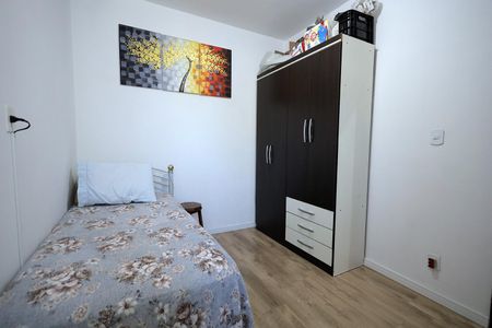 Casa à venda com 150m², 3 quartos e 2 vagas Casa à venda com 150m², 3 quartos e 2 vagasQuarto 2