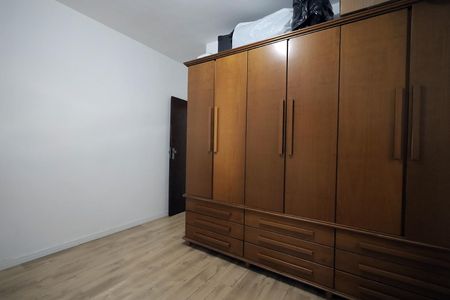 Casa à venda com 150m², 3 quartos e 2 vagas Casa à venda com 150m², 3 quartos e 2 vagasQuarto 1