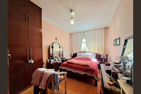 Apartamento à venda com 289m², 4 quartos e 2 vagas Apartamento à venda com 289m², 4 quartos e 2 vagasSuíte