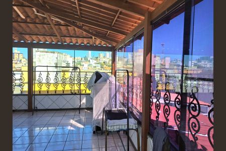 Apartamento à venda com 289m², 4 quartos e 2 vagas Apartamento à venda com 289m², 4 quartos e 2 vagasTerraço