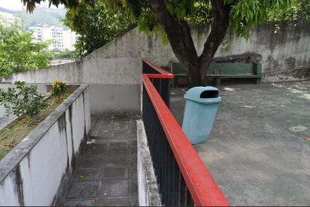 Apartamento à venda com 70m², 2 quartos e 1 vagaÁrea comum