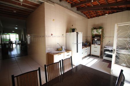 Casa à venda com 400m², 5 quartos e 6 vagasCozinha