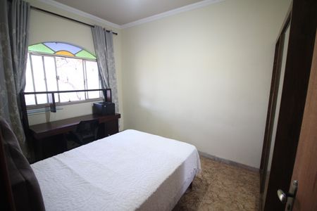 Casa à venda com 400m², 5 quartos e 6 vagasQuarto 4