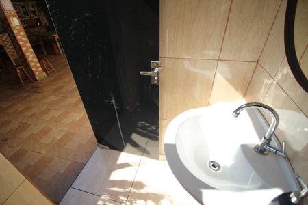 Casa à venda com 400m², 5 quartos e 6 vagasBanheiro de Serviço