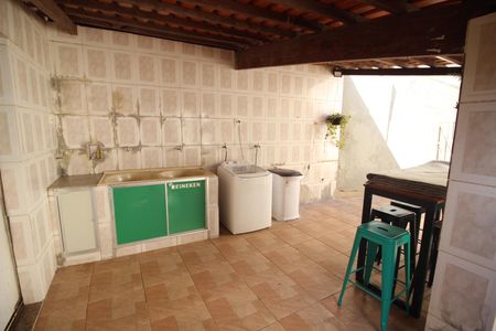 Casa à venda com 400m², 5 quartos e 6 vagasÁrea de Serviço