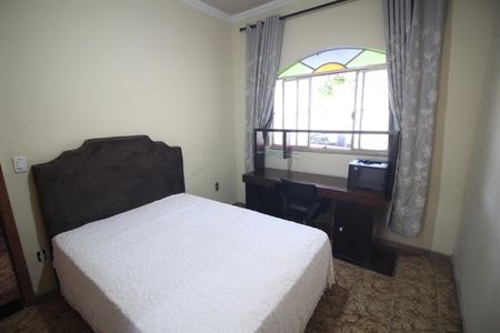 Casa à venda com 400m², 5 quartos e 6 vagasQuarto 4