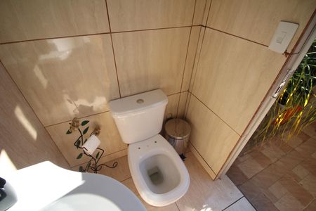 Casa à venda com 400m², 5 quartos e 6 vagasBanheiro de Serviço