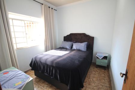 Casa à venda com 400m², 5 quartos e 6 vagasQuarto 5