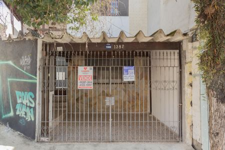 Casa à venda com 120m², 2 quartos e 1 vagaFachada