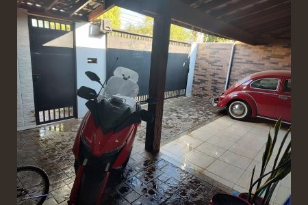 Casa de condomínio à venda com 130m², 3 quartos e 2 vagas Casa de condomínio à venda com 130m², 3 quartos e 2 vagasGaragem
