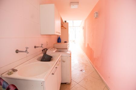 Casa de condomínio para alugar com 600m², 3 quartos e 2 vagasÁrea de Serviço