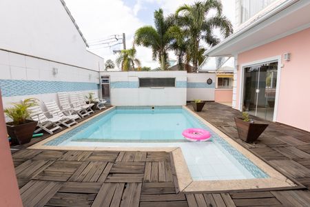 Casa de condomínio para alugar com 600m², 3 quartos e 2 vagasÁrea comum - Piscina