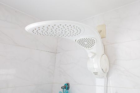 Casa de condomínio para alugar com 600m², 3 quartos e 2 vagasBanheiro da Suíte 1