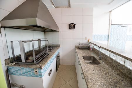 Casa de condomínio para alugar com 600m², 3 quartos e 2 vagasÁrea comum - Churrasqueira