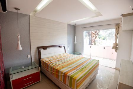 Casa de condomínio para alugar com 600m², 3 quartos e 2 vagasSuíte