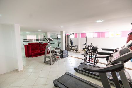 Casa de condomínio para alugar com 600m², 3 quartos e 2 vagasÁrea comum - Academia