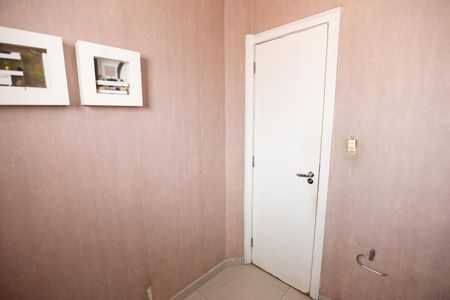 Casa de condomínio para alugar com 600m², 3 quartos e 2 vagasLavabo da Sala 2