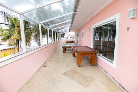 Casa de condomínio para alugar com 600m², 3 quartos e 2 vagasÁrea comum - Salão de jogos