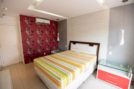 Casa de condomínio para alugar com 600m², 3 quartos e 2 vagasSuíte