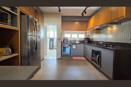 Apartamento à venda com 152m², 3 quartos e 3 vagas